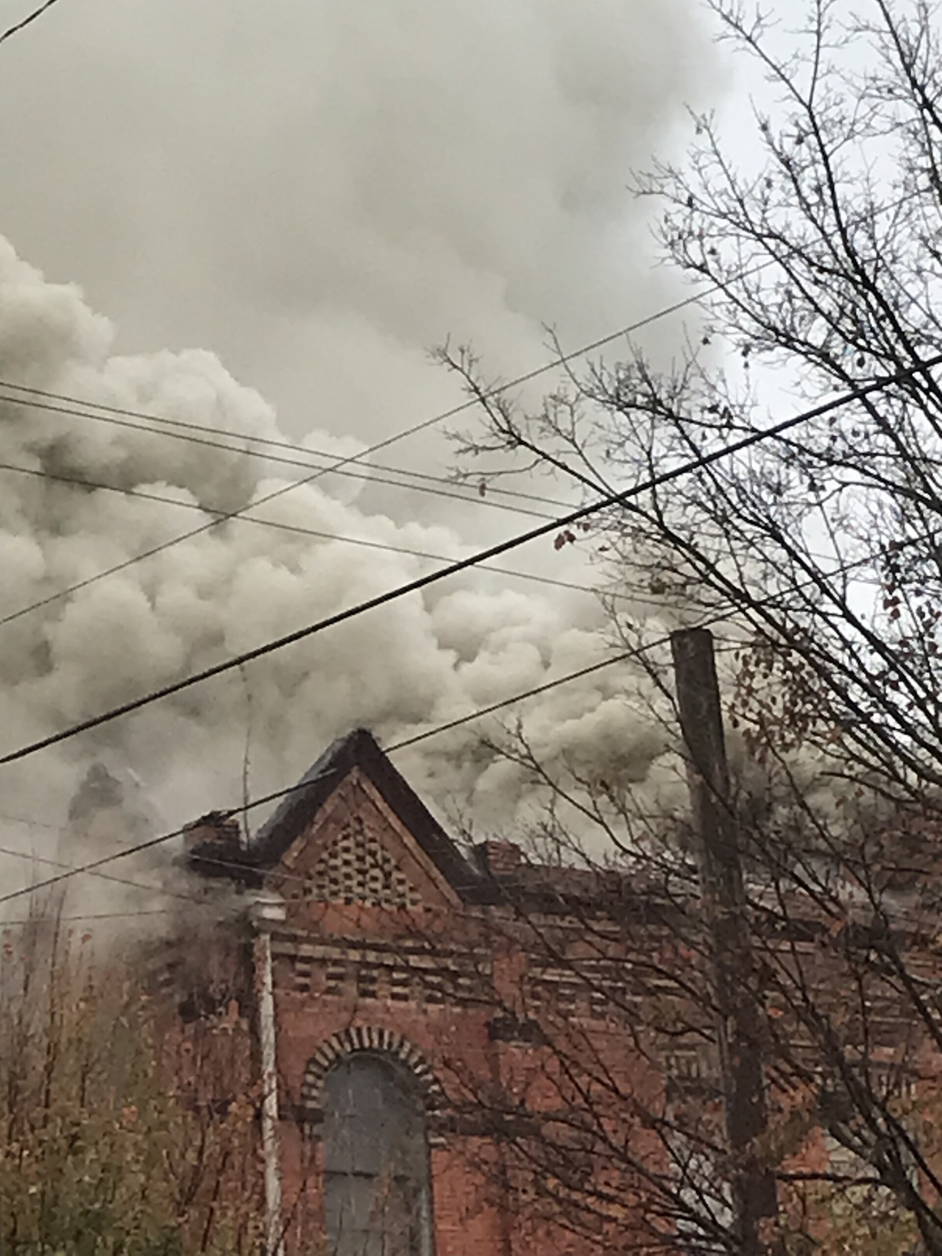 Firefighters battle fire in downtown Montgomery - WAKA 8